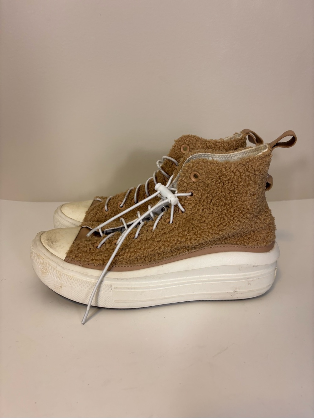 Converse Sherpa High-Top Sneakers in Fuzzy Camel Color Women’s 9